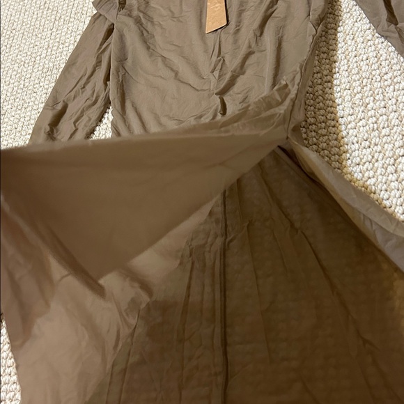 SKIMS Milky Sheer Tunic Truffle Small NWT - Picture 2 of 3